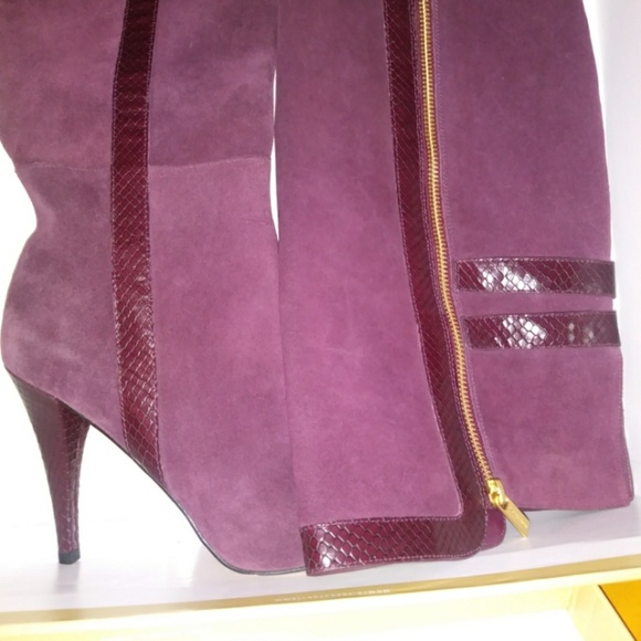 Michael Kors Delaney Boot - Picture 6 of 8